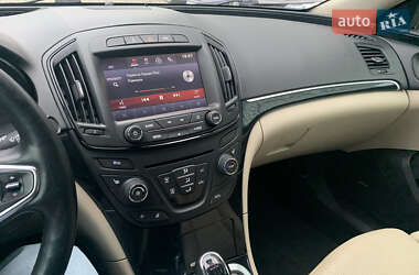Седан Opel Insignia 2015 в 