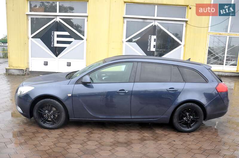Универсал Opel Insignia 2009 в Львове