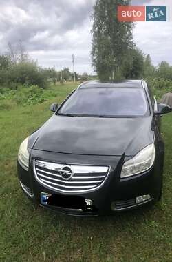 Универсал Opel Insignia 2010 в Ровно