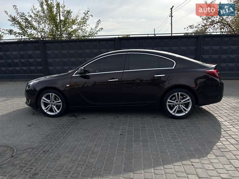 Седан Opel Insignia 2016 в Кременчуці