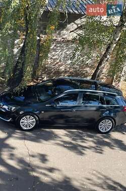 Универсал Opel Insignia 2013 в 