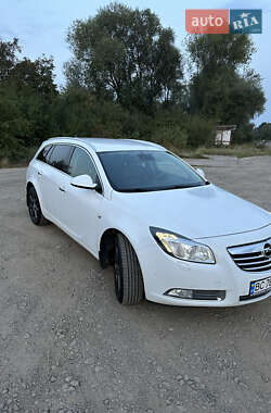 Універсал Opel Insignia 2012 в Львові