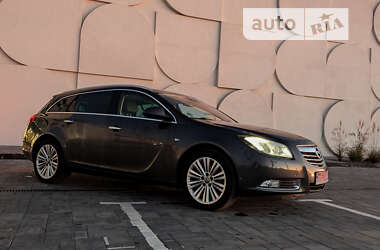 Універсал Opel Insignia 2012 в Луцьку