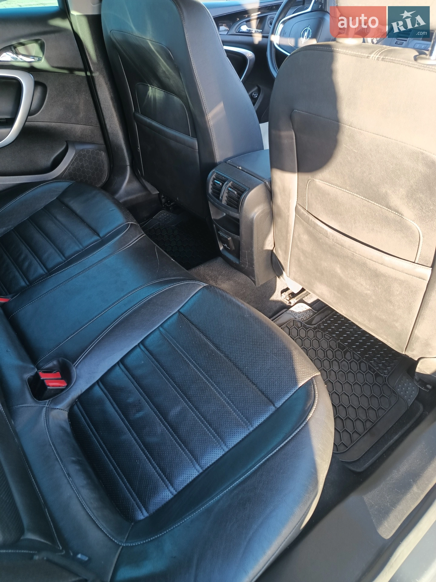 2012 Opel Insignia - мініатюра 25