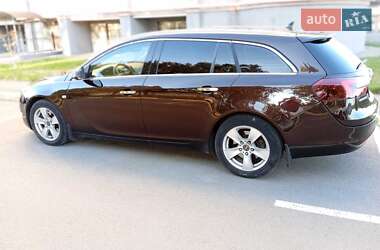 Универсал Opel Insignia 2013 в Киеве