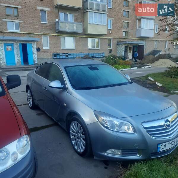 Opel Insignia 2011