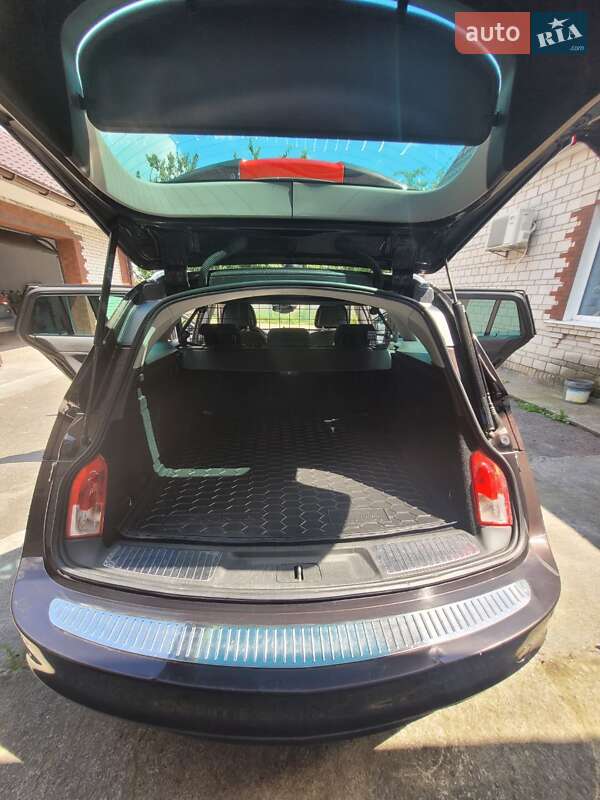 Универсал Opel Insignia 2011 в Мироновке