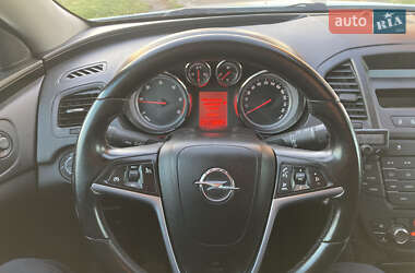 Универсал Opel Insignia 2010 в Бережанах