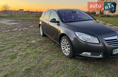 Універсал Opel Insignia 2010 в Ізяславі