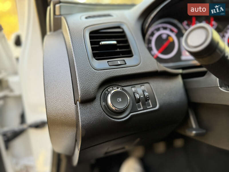 Универсал Opel Insignia 2015 в Виннице фото 14 Универсал Opel Insignia 2015 в Виннице