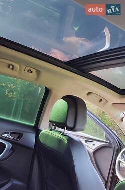 Універсал Opel Insignia 2010 в Києві