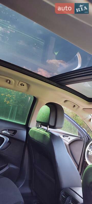 Универсал Opel Insignia 2010 в Киеве