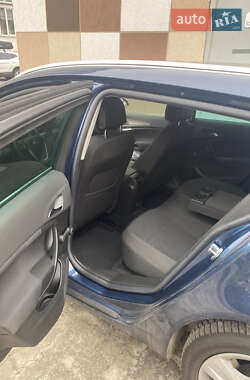 Универсал Opel Insignia 2011 в 