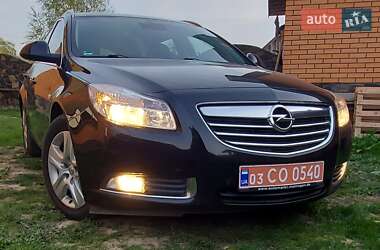 Універсал Opel Insignia 2013 в Рожище