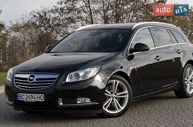 Універсал Opel Insignia 2012 в Львові