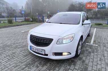 Универсал Opel Insignia 2009 в Староконстантинове