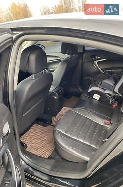 Лифтбек Opel Insignia 2012 в 