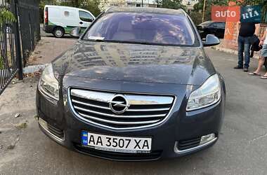 Универсал Opel Insignia 2010 в Киеве