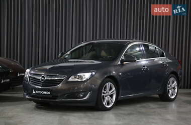 Седан Opel Insignia 2015 в Києві