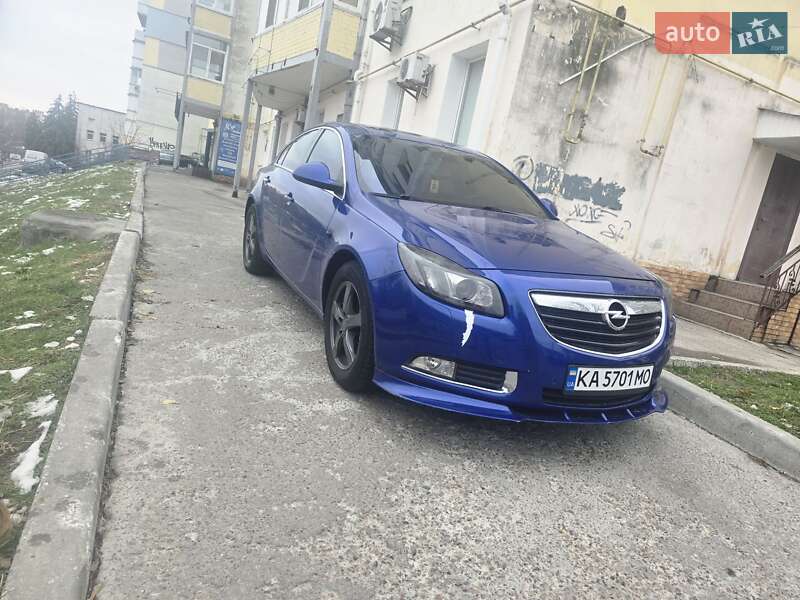 Седан Opel Insignia 2008 в Киеве