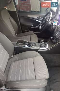 Универсал Opel Insignia 2010 в Ромнах