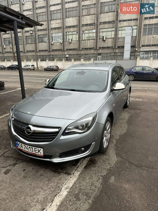 Универсал Opel Insignia 2014 в Киеве