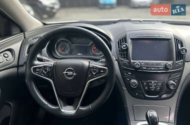 Універсал Opel Insignia 2014 в Чернівцях