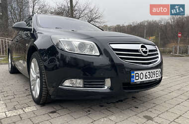 Универсал Opel Insignia 2013 в Тернополе