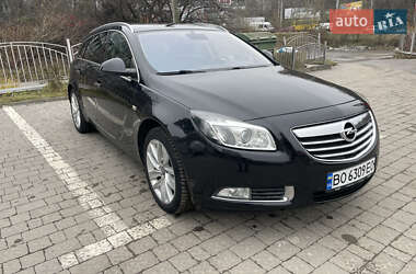 Универсал Opel Insignia 2013 в Тернополе