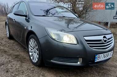 Універсал Opel Insignia 2010 в Хоролі