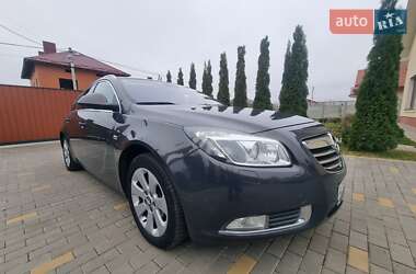 Універсал Opel Insignia 2013 в Луцьку