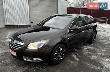 Универсал Opel Insignia 2010 в Чернигове