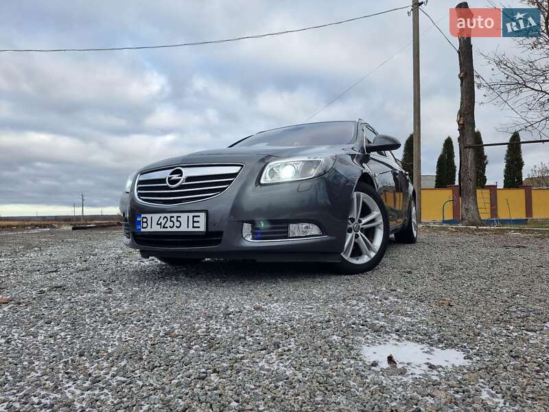 Универсал Opel Insignia 2012 в Сумах