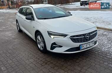 Универсал Opel Insignia 2021 в 