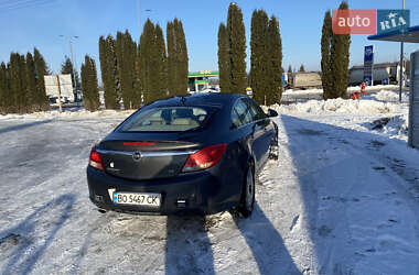 Ліфтбек Opel Insignia 2009 в Почаєві