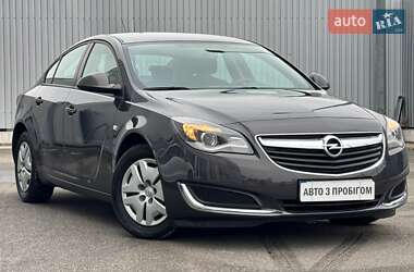 Седан Opel Insignia 2016 в Києві