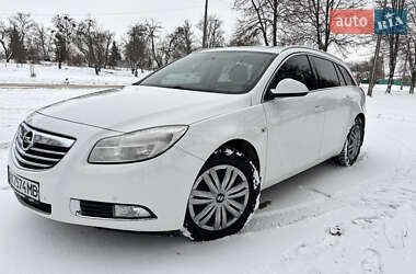 Універсал Opel Insignia 2010 в Гадячі