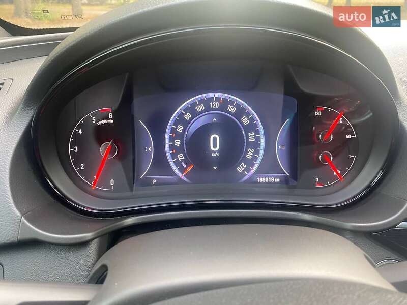 Універсал Opel Insignia 2013 в Черкасах