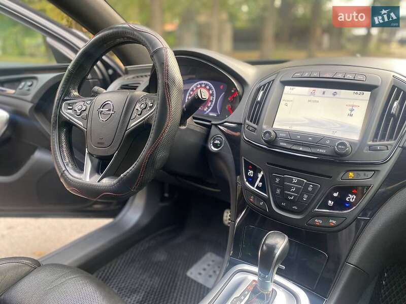 Універсал Opel Insignia 2013 в Черкасах