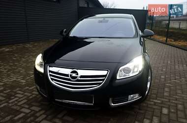 Ліфтбек Opel Insignia 2013 в Сарнах