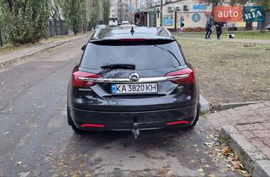 Универсал Opel Insignia 2014 в Киеве