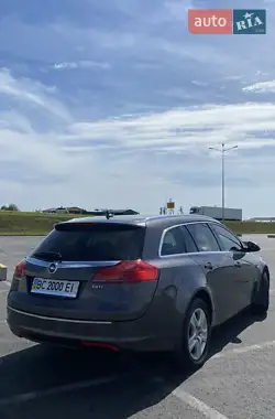 Opel Insignia 2011