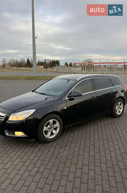 Універсал Opel Insignia 2010 в Львові