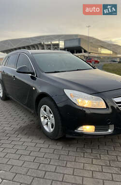 Універсал Opel Insignia 2010 в Львові