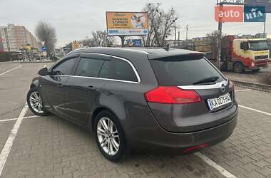 Универсал Opel Insignia 2011 в Киеве