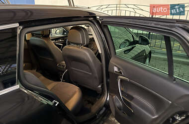 Універсал Opel Insignia 2011 в 