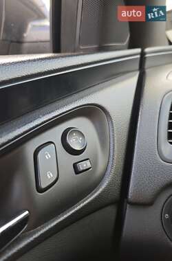 Универсал Opel Insignia 2014 в 