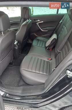 Универсал Opel Insignia 2017 в 