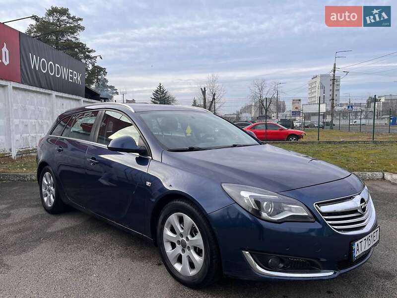 Универсал Opel Insignia 2014 в Киеве