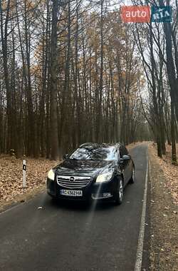 Универсал Opel Insignia 2013 в 
